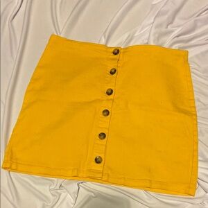 Unknown brand Dark yellow buttoned skirt